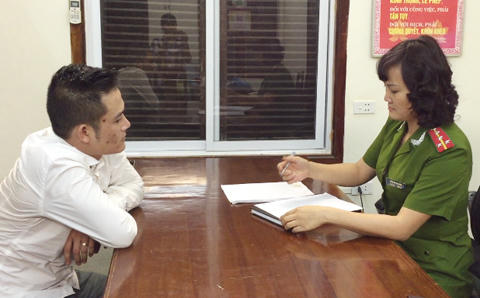 “Tú ông” kiểu mới và các chiêu chăn đại gia, chân dài