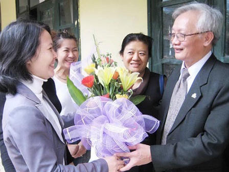 Khi thầy cô cũng phải trở thành “nghệ sỹ“