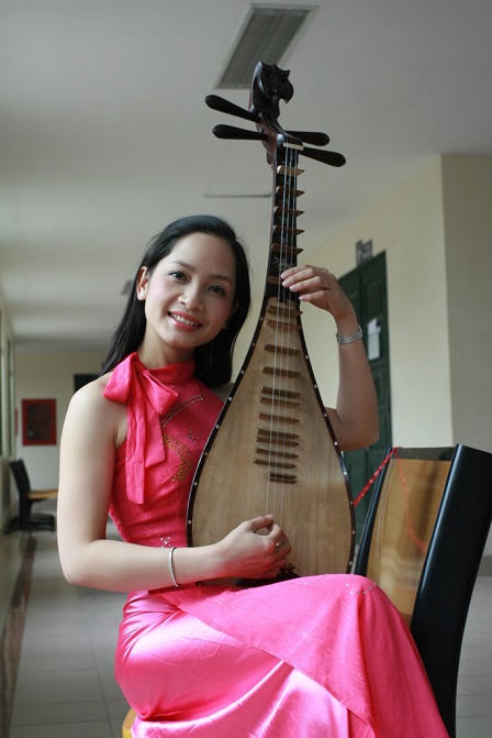 Diệu Thảo làm nhiều nghề để nuôi dưỡng đam mê 