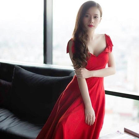 “Hotgirl nửa tỷ” và bí kíp kiếm tiền siêu tốc