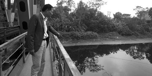 Người dân ở gần sông Nhuệ không dám ăn rau mình trồng