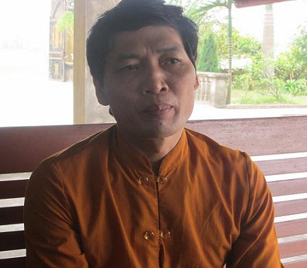 Thủ nhang bán nhà xây đền lo bị trục xuất