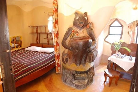 Khám phá ngôi nhà điên ở Đà Lạt