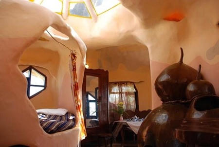 Khám phá ngôi nhà điên ở Đà Lạt