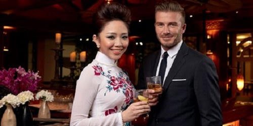 Beckham tung clip thân mật bên Tóc Tiên ở Việt Nam