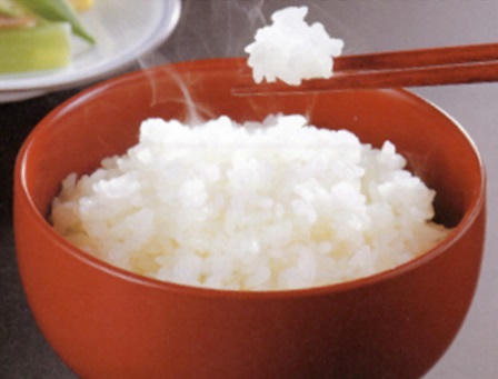 Câu chuyện "hạt cơm - con dòi” của mẹ chồng tôi