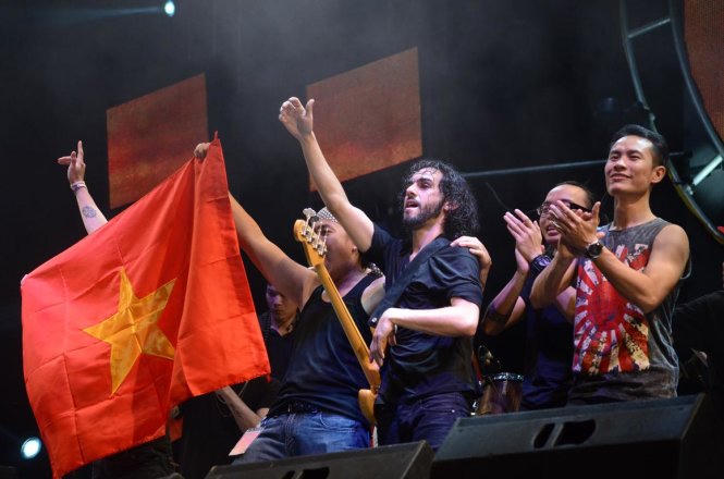 Trần Lập: “Hãy sẵn sàng, “bão” Rock đang về”