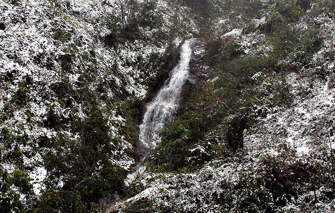 Du khách bất chấp rét 0 độ lên Sa Pa ngắm tuyết 