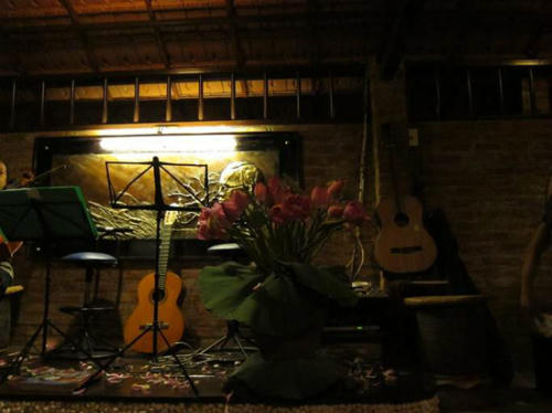 Bên trong 3 quán cà phê hoài cổ ở Hà Nội