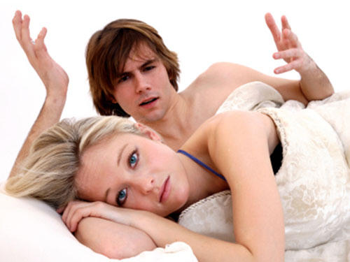 Khổ như bà đẻ chiều chồng