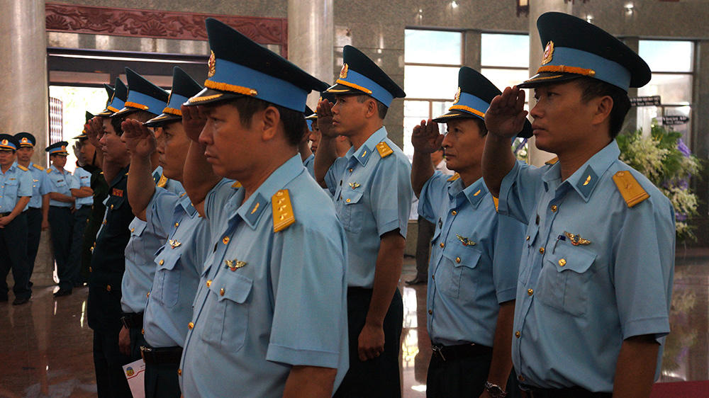 Đau xót tiễn đưa 4 chiến sĩ hy sinh trong vụ rơi trực thăng quân sự