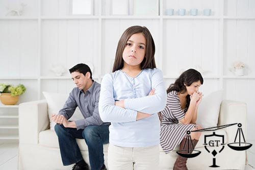 Trốn tránh nuôi con, cha mẹ bị truất quyền