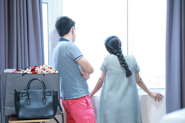 Ốc Thanh Vân “vượt cạn” lần 3 với bé trai nặng 3,5 kg