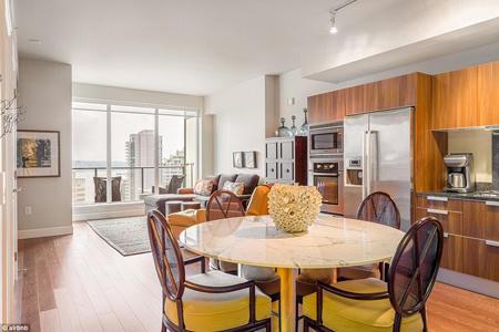 "Đột nhập" “căn phòng gợi tình nhất thế giới” 