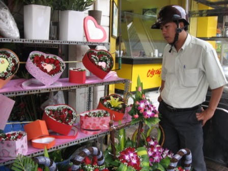 Xiêu lòng vì món quà 8/3 “khủng” mà nhận lời yêu