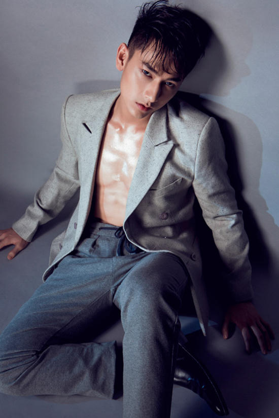 “Nghi án” ưu ái “gà cưng” Sơn Tùng, Tóc Tiên ở The Remix