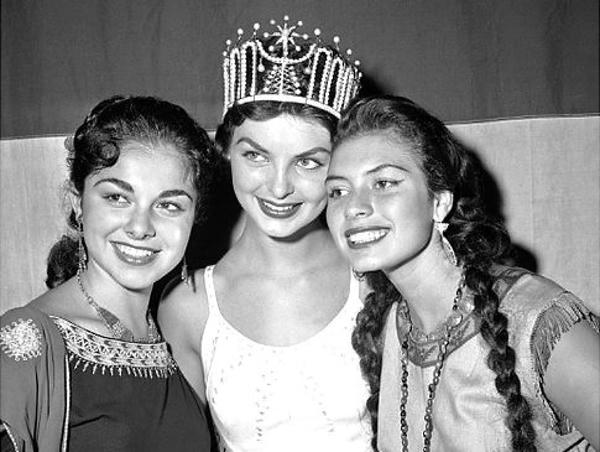 Bí mật động trời chưa tiết lộ từ các cuộc thi nhan sắc