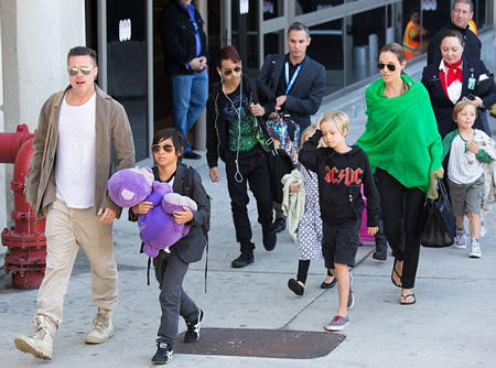 Brangelina nuôi dạy 6 con như thế nào?