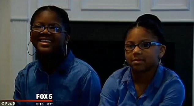 Ba năm sinh liên tục 3 bé trai cùng ngày, tháng sinh