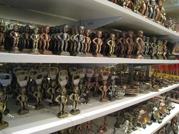 Giai thoại thú vị về bức tượng cậu bé đứng tè ở Bỉ