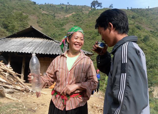 Lạ lùng đám tang vui như hội của người Mông ở Cao Bằng