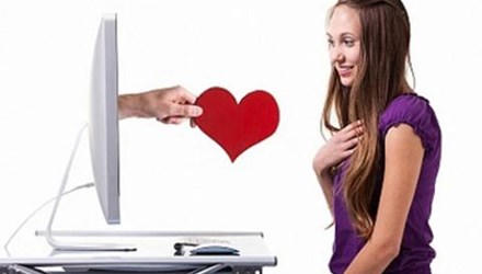 "Chảy máu tim" vì khoe tình trên facebook