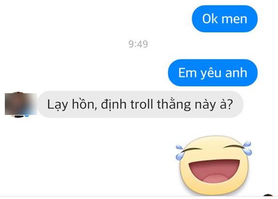 Cười “té ghế” với màn thử chồng bằng tin nhắn “Em yêu anh“