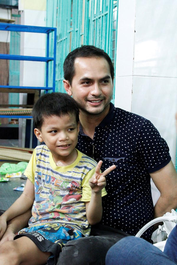 Đức Tiến: Đàn ông Tây không “sống thoáng“