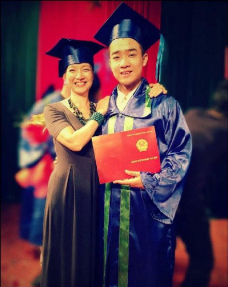 Duy Nam: Nỗi niềm trầm lắng ẩn sau nụ cười