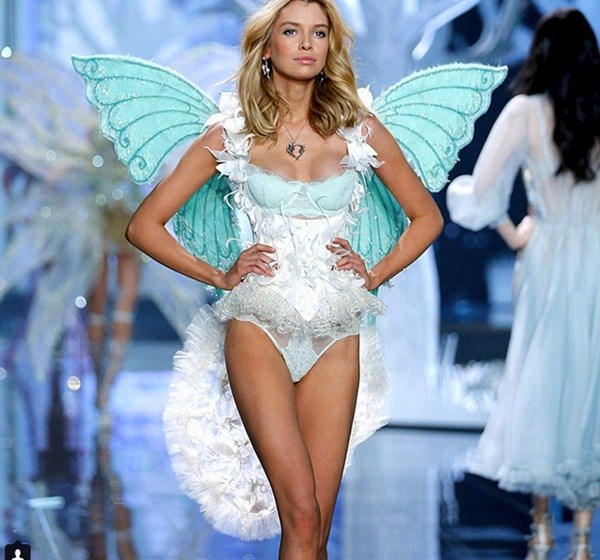 Ngắm 10 thiên thần mới của Victoria's Secret