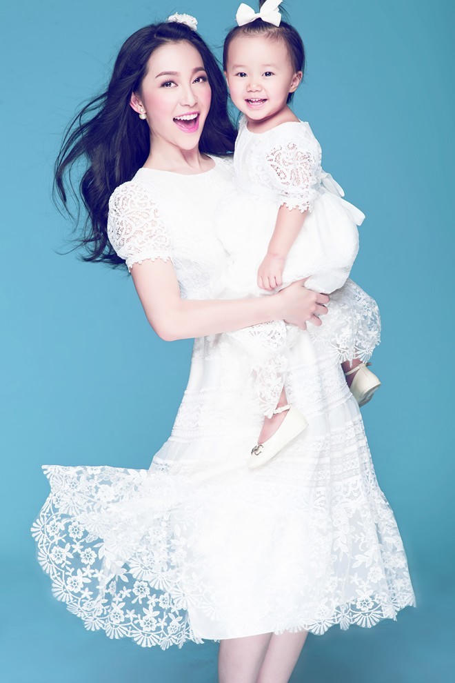 Linh Nga: “Cha con gái ở rất gần chúng tôi“