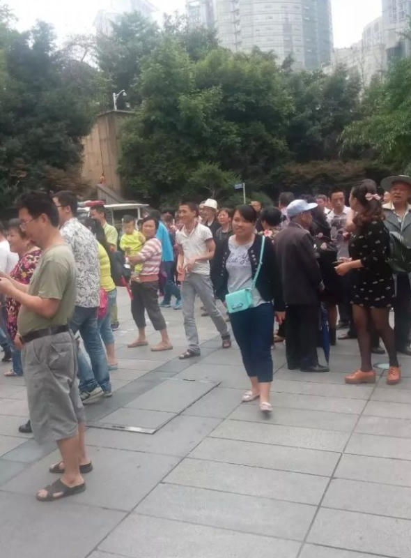 Rao bán thân gần 18 tỷ đồng để lấy tiền du học