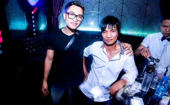 Biểu diễn nghệ thuật ở quán bar đang bị “thả nổi” 