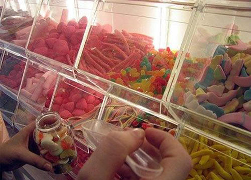 Tới Tây Ban Nha mua “thuốc” hạnh phúc 