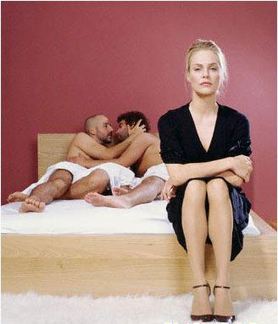 Chết lặng khi phát hiện chồng hẹn hò sex cả trai lẫn gái