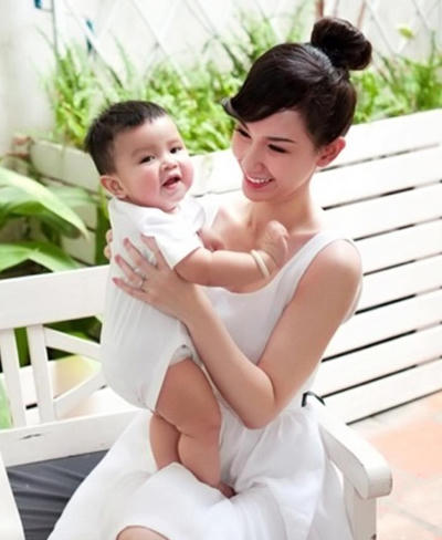 Quỳnh Chi: “Tôi không đôi co với chồng, chỉ muốn sớm nhận con“