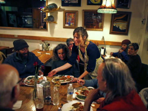 “Lật tẩy” chiêu nhà hàng dùng để “móc ví” thực khách