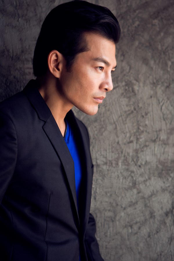 Trần Bảo Sơn không ngại...khỏa thân?