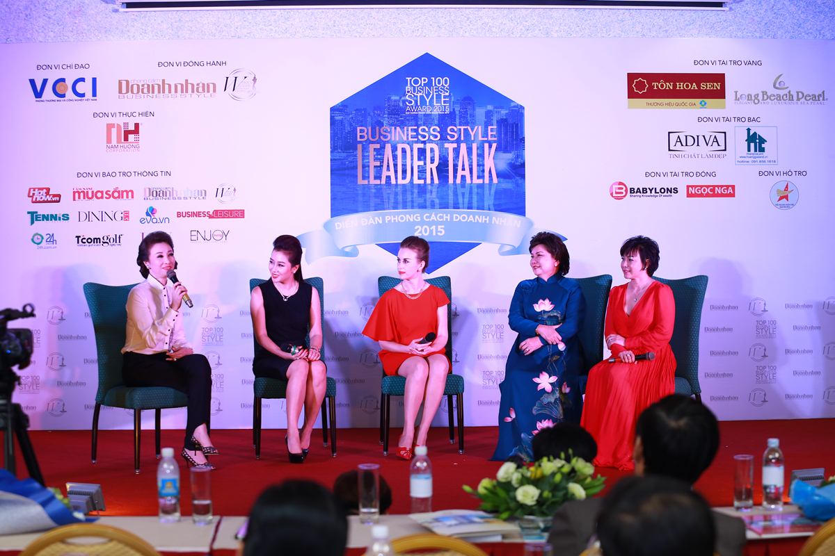 Á hậu Mrs World Thu Hương tổ chức thành công sự kiện Leader Talk