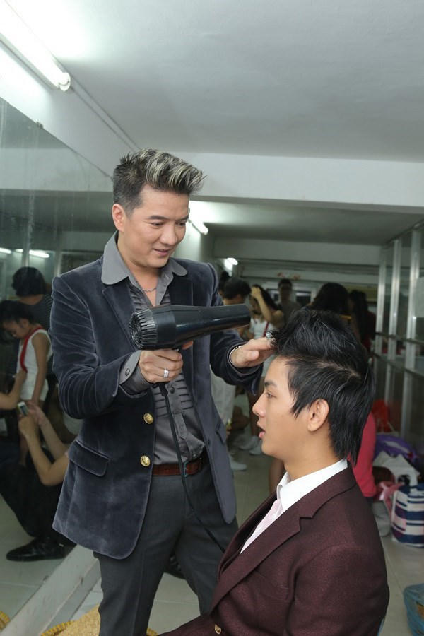 Đàm Vĩnh Hưng: “Mỹ Tâm nhậu giỏi lắm...“