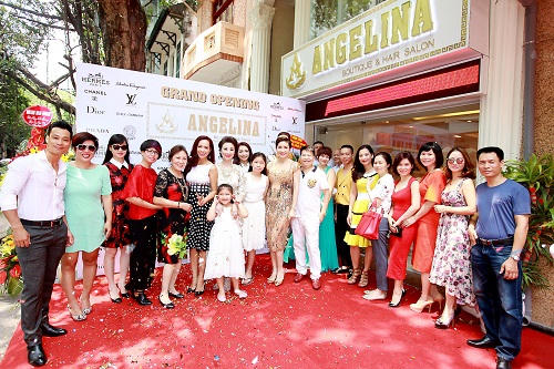 Dàn sao chúc mừng Hoa hậu Ngô Thu Trang khai trương Salon hàng hiệu
