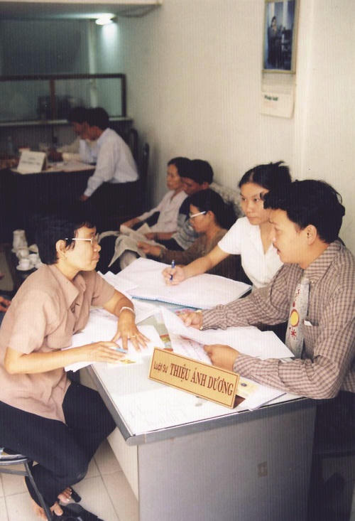 Về với “vùng trũng” pháp luật