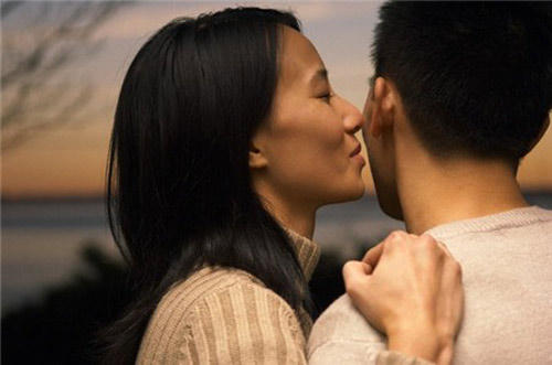 Đánh mất mình vì lụy chồng