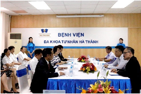 Bệnh viện Hà Thành hợp tác với Insmart triển khai sản phẩm bảo hiểm sức khỏe cao cấp