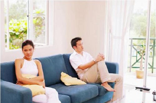 Bí mật của gã chồng vô trách nhiệm