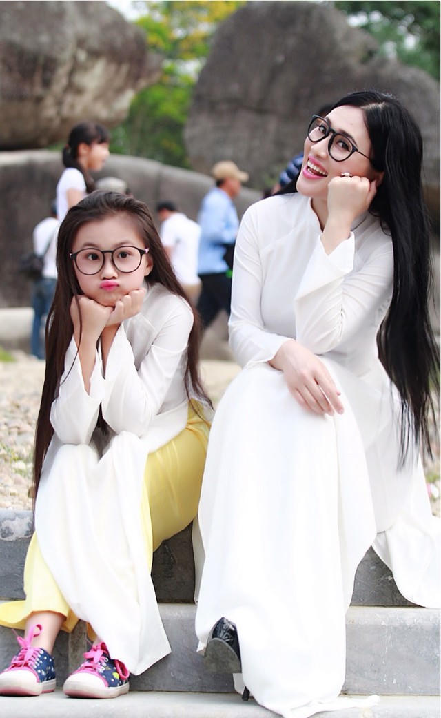 Gặp sao nhí 8 tuổi đắt show nhất miền Bắc