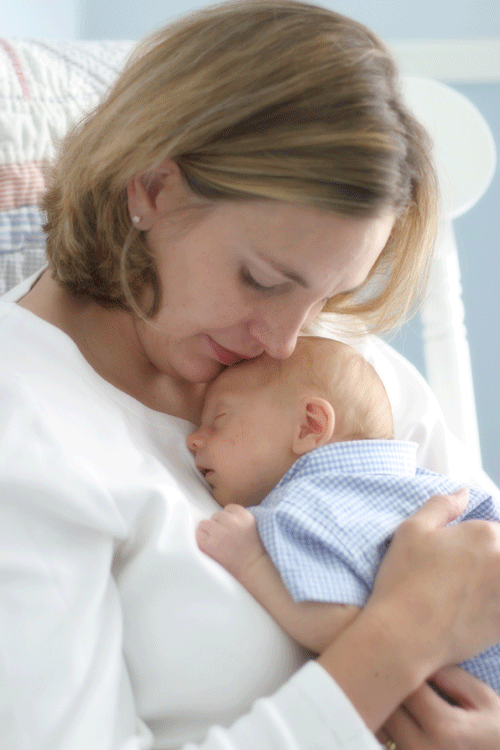 Nuôi con nhỏ làm "tổn hại" hạnh phúc vợ chồng?