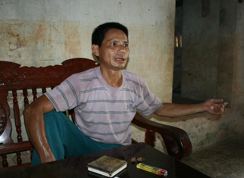 Vợ làm xa, chồng bắt con gái đấm lưng hàng tối rồi cưỡng hiếp