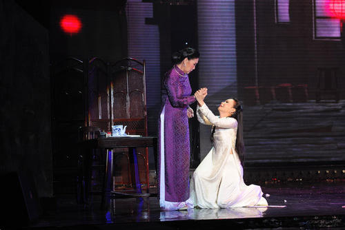 Bi kịch “con gái là con người ta“