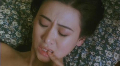 Chuyện về hoa hậu chuyên đóng phim cấp ba